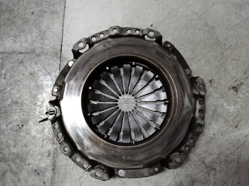 Recambio de kit embrague para peugeot 206 berlina x-line referencia OEM IAM 319021910  