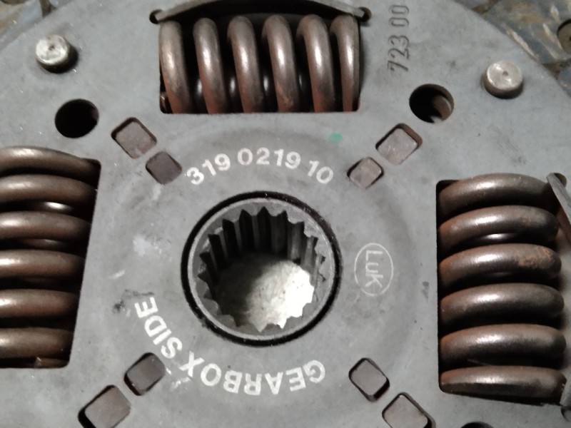 Recambio de kit embrague para peugeot 206 berlina x-line referencia OEM IAM 319021910  