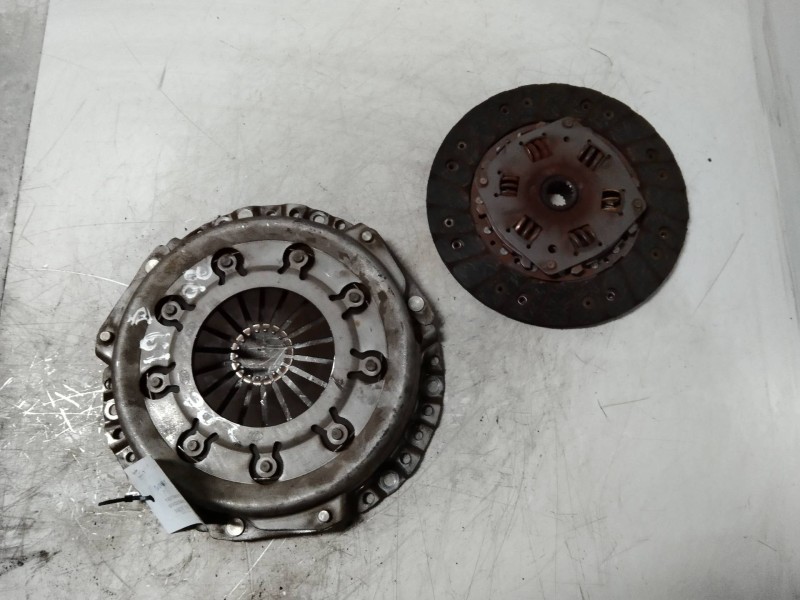 Recambio de kit embrague para peugeot 206 berlina xt referencia OEM IAM   