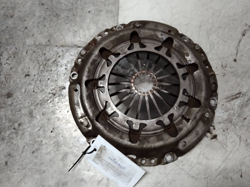 Recambio de kit embrague para peugeot 406 coupe (s1/s2) 2.2 chess referencia OEM IAM   