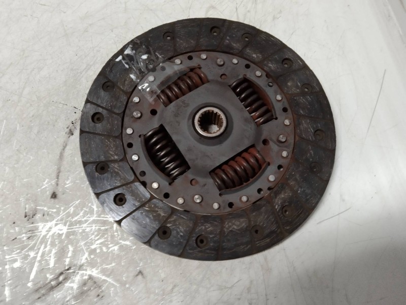 Recambio de kit embrague para peugeot 406 coupe (s1/s2) 2.2 chess referencia OEM IAM   