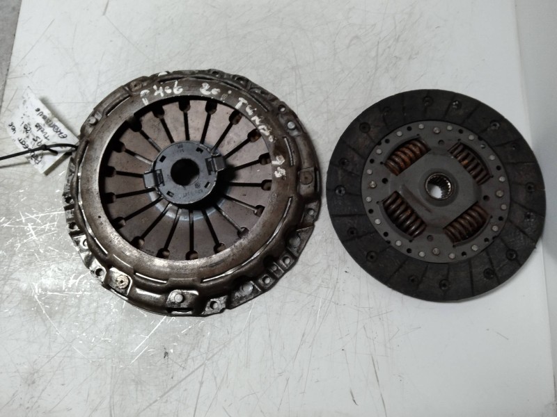 Recambio de kit embrague para peugeot 406 berlina (s1/s2) sv turbo referencia OEM IAM 9647140980  
