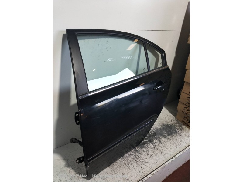 Recambio de puerta trasera izquierda para kia magentis 2.0 crdi referencia OEM IAM   4P