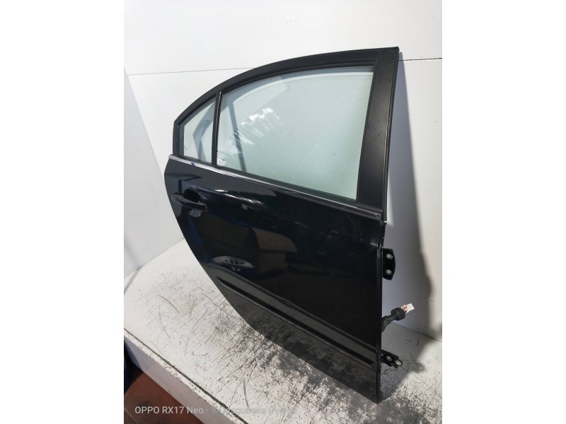 Recambio de puerta trasera derecha para kia magentis 2.0 crdi referencia OEM IAM   4P