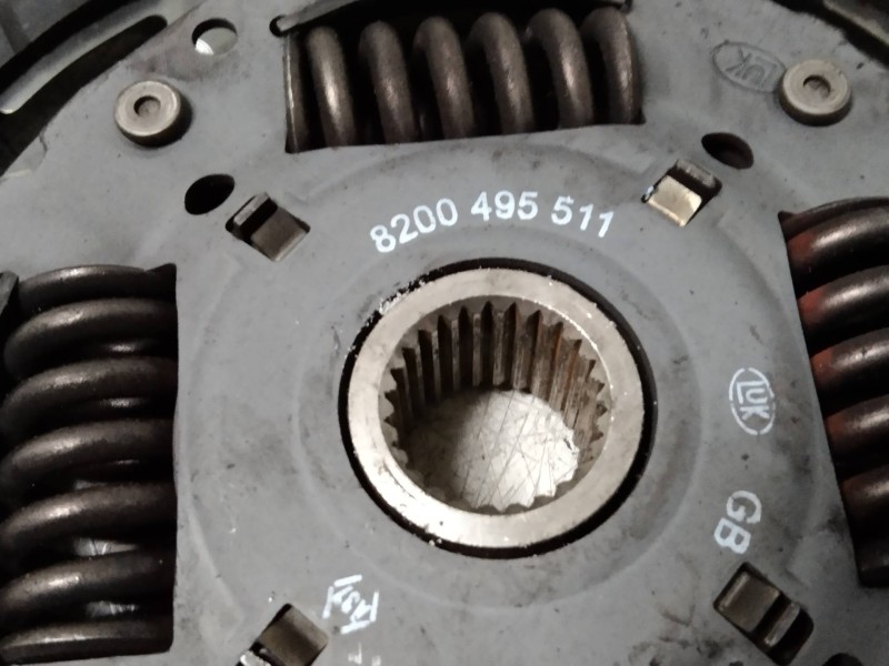 Recambio de kit embrague para renault clio ii fase ii (b/cb0) referencia OEM IAM 8200495511  