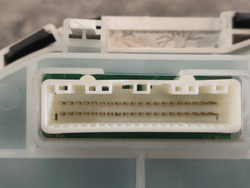 Recambio de cuadro instrumentos para subaru legacy lim. b14 limited referencia OEM IAM 85002AJ43  