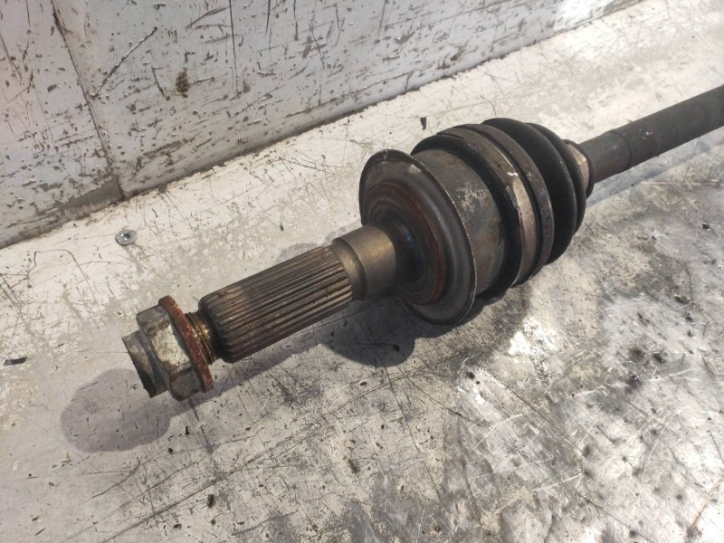 Recambio de transmision trasera derecha para subaru legacy lim. b14 limited referencia OEM IAM   