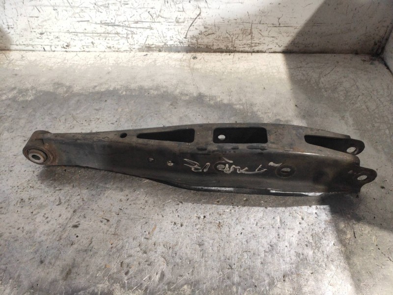 Recambio de brazo suspension superior trasero izquierdo para subaru legacy lim. b14 limited referencia OEM IAM   