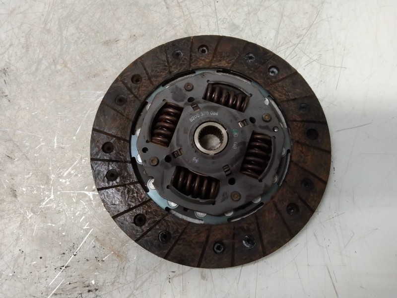 Recambio de kit embrague para renault megane ii berlina 5p referencia OEM IAM 8200335084  