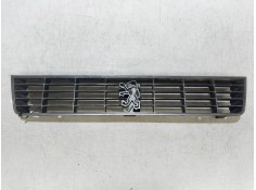 Recambio de rejilla delantera para peugeot 505 berlina 2.3 turbodiesel referencia OEM IAM   
