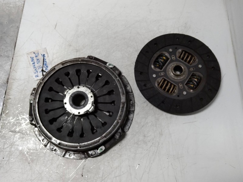 Recambio de kit embrague para renault safrane (b54) referencia OEM IAM   