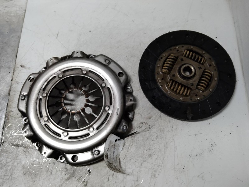 Recambio de kit embrague para renault trafic caja cerrada (ab 4.01) l2h1 caja cerrada, largo referencia OEM IAM   