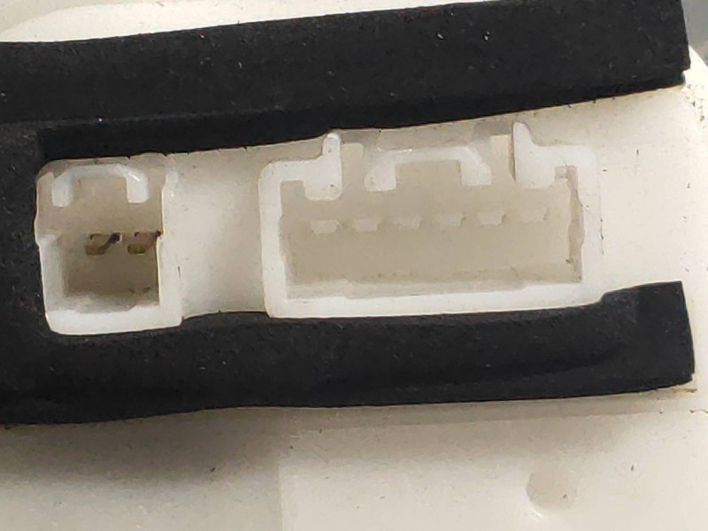 Recambio de motor cierre centralizado trasero izquierdo para subaru legacy lim. b14 limited referencia OEM IAM   