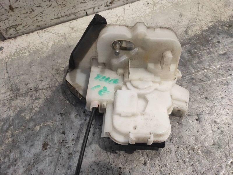 Recambio de motor cierre centralizado trasero izquierdo para subaru legacy lim. b14 limited referencia OEM IAM   