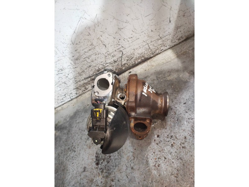 Recambio de turbocompresor para opel insignia berlina cosmo referencia OEM IAM 7861371 55570748 