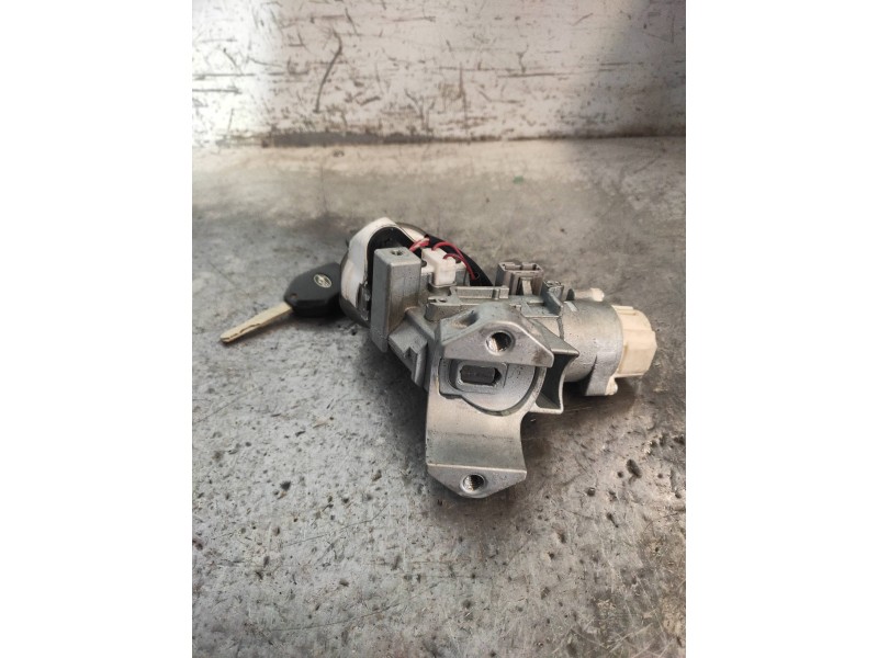 Recambio de conmutador de arranque para subaru legacy lim. b14 limited referencia OEM IAM 88215AJ000  