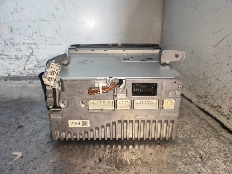 Recambio de sistema audio / radio cd para subaru legacy lim. b14 limited referencia OEM IAM 86201AJ410  