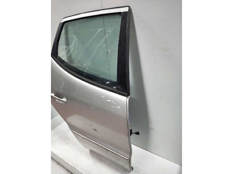 Recambio de puerta trasera derecha para mercedes clase a (w168) 140 (168.031) referencia OEM IAM    Recambio de puerta trasera derecha para mercedes clase a (w168) 140 (168.031) referencia OEM IAM