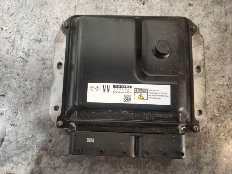 Recambio de centralita motor uce para subaru legacy lim. b14 limited referencia OEM IAM 2758009842 22611AP840 