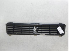 Recambio de rejilla delantera para peugeot 505 berlina 2.0 cat referencia OEM IAM    2
