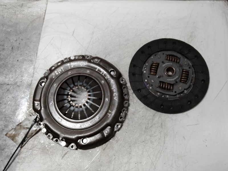 Recambio de kit embrague para seat ibiza (6k) hit referencia OEM IAM 323033910  