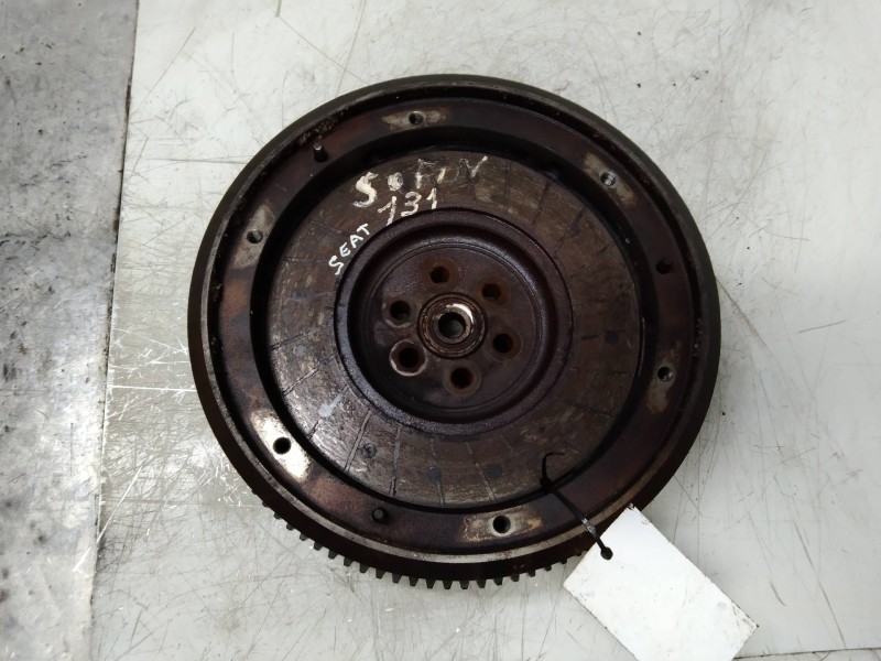 Recambio de volante motor para seat 131 1.4 referencia OEM IAM   