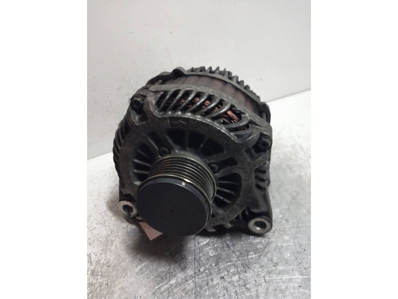 Recambio de alternador para peugeot 407 st confort pack referencia OEM IAM A004TJ084C MITSUBISHI 