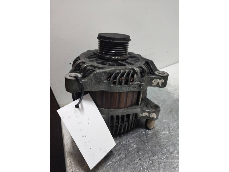 Recambio de alternador para peugeot 407 st confort pack referencia OEM IAM A004TJ084C MITSUBISHI 