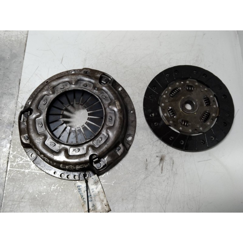 Recambio de kit embrague para subaru legacy berl./familiar b10 (bc/bjf) 2.2 4wd berlina referencia OEM IAM 323029110  