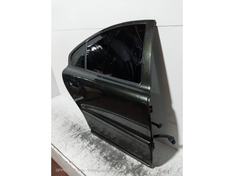 Recambio de puerta trasera derecha para volvo s60 berlina d5 referencia OEM IAM   4P