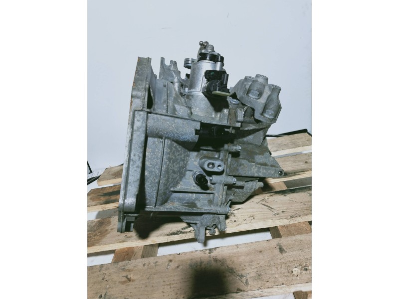 Recambio de caja cambios para opel cascada excellence referencia OEM IAM M320FAMQ 4176RA4 3628588AXR 