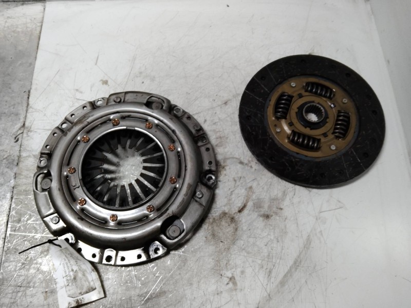 Recambio de kit embrague para toyota avensis berlina (t25) 2.0 d4-d executive sedán (4-ptas) referencia OEM IAM   