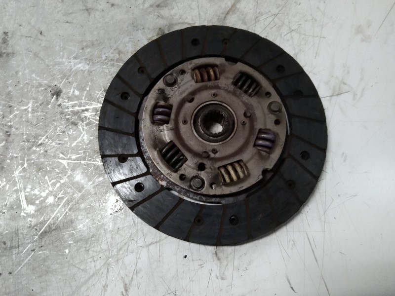 Recambio de kit embrague para toyota avensis berlina (t25) 2.0 executive berlina (5-ptas.) referencia OEM IAM   