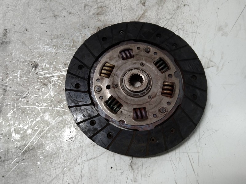 Recambio de kit embrague para toyota avensis berlina (t25) 2.0 executive berlina (5-ptas.) referencia OEM IAM   