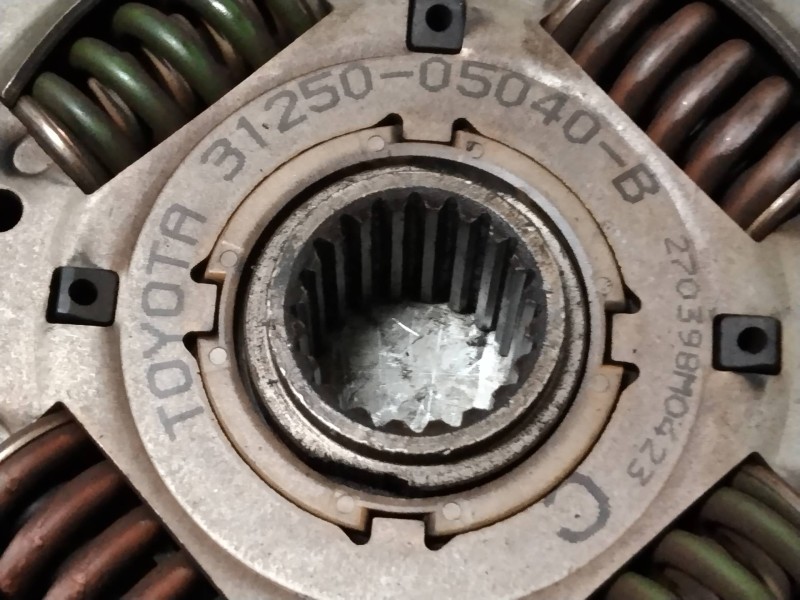 Recambio de kit embrague para toyota avensis berlina (t 22) 2.0 turbodiesel cat referencia OEM IAM 3125005040  