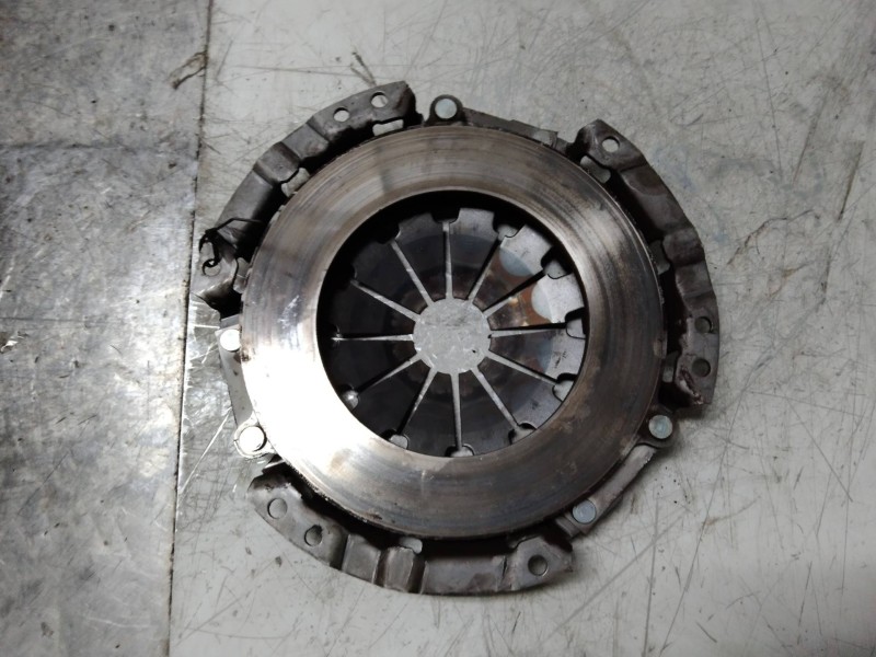 Recambio de kit embrague para toyota yaris 1.4 turbodiesel cat referencia OEM IAM   