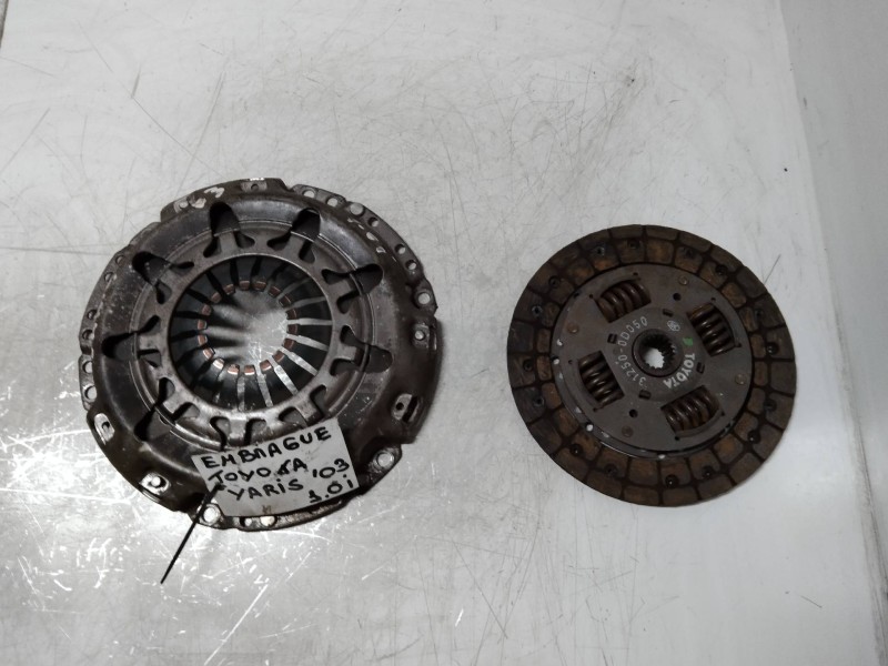 Recambio de kit embrague para toyota yaris (ncp1/nlp1/scp1) 1.0 terra referencia OEM IAM 312500D050  