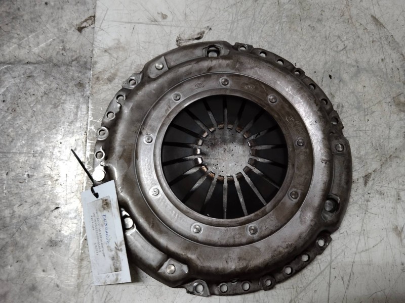 Recambio de kit embrague para volkswagen caddy ka/kb (2k) life referencia OEM IAM 323056710  