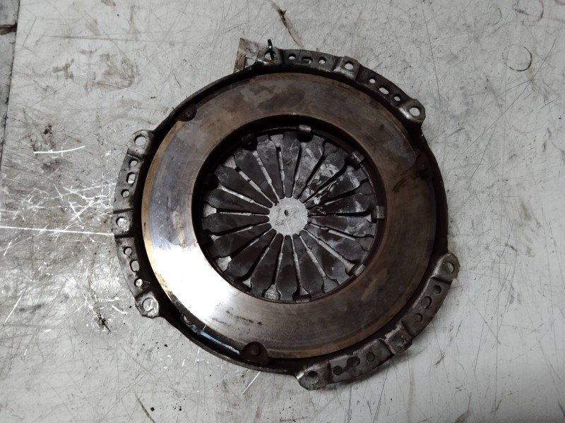 Recambio de kit embrague para volkswagen polo berlina (6n2) conceptline referencia OEM IAM   