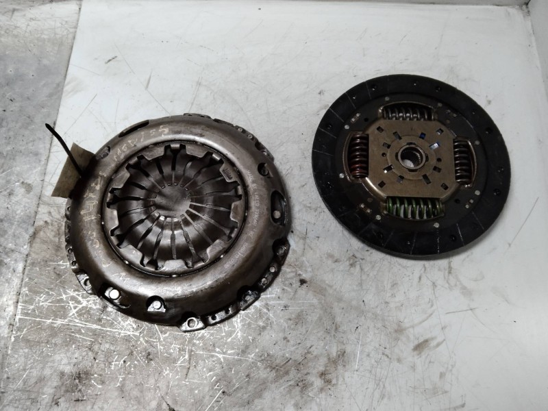 Recambio de kit embrague para volkswagen polo (9n3) referencia OEM IAM   