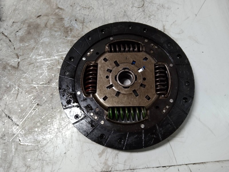 Recambio de kit embrague para volkswagen polo (9n3) referencia OEM IAM   