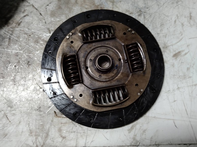 Recambio de kit embrague para volkswagen polo (9n3) referencia OEM IAM   