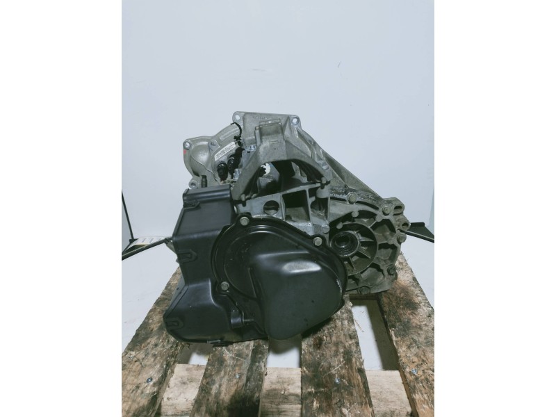 Recambio de caja cambios para ford focus lim. (cb4) business referencia OEM IAM 3M5R7002NF T6TC1 211207 001687