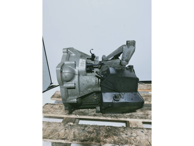 Recambio de caja cambios para ford focus lim. (cb4) business referencia OEM IAM 3M5R7002NF T6TC1 211207 001687