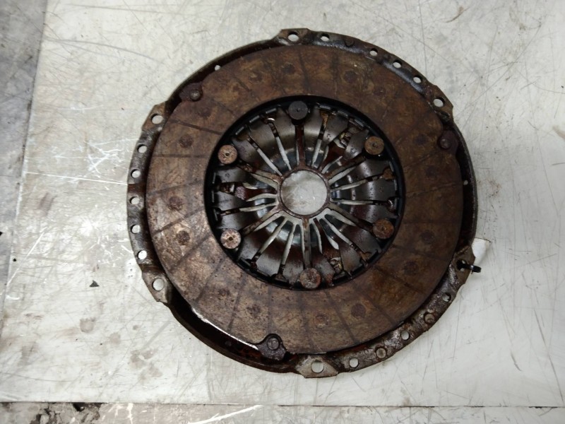 Recambio de kit embrague para volvo c30 2.0 d kinetic referencia OEM IAM   