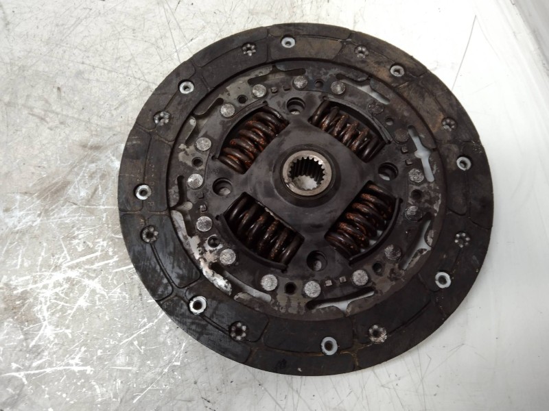 Recambio de kit embrague para volvo serie 850 2.5 20v berlina referencia OEM IAM 323034610  