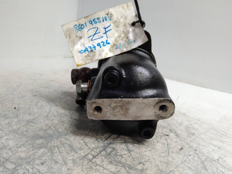 Recambio de bomba direccion para alfa romeo 90 2.5 v6 quadrif. oro referencia OEM IAM 8601955109  