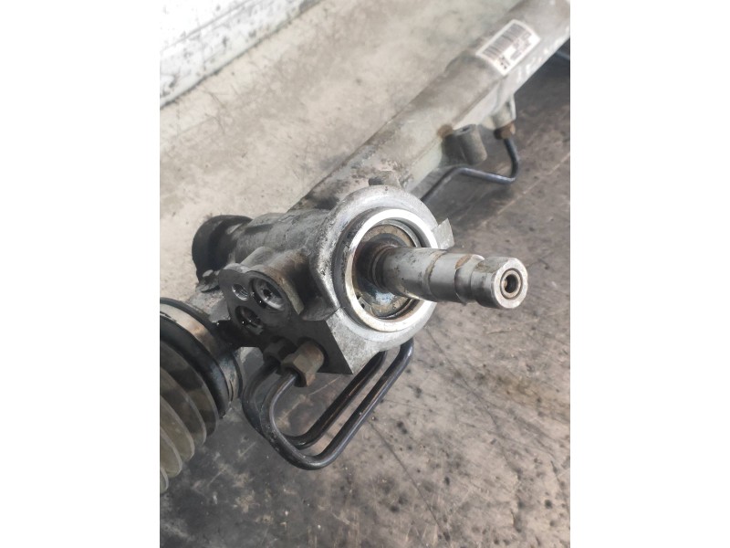 Recambio de cremallera direccion para ford fusion (cbk) ambiente referencia OEM IAM 2N113200AF  