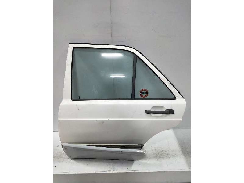 Recambio de puerta trasera izquierda para mercedes clase c (w201) berlina 2.5 diesel referencia OEM IAM   
