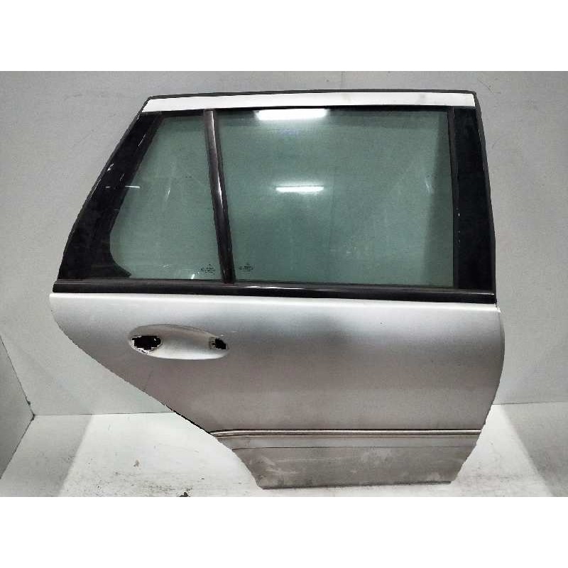 Recambio de puerta trasera derecha para mercedes clase c (w203) familiar 2.2 cdi cat referencia OEM IAM  5P 